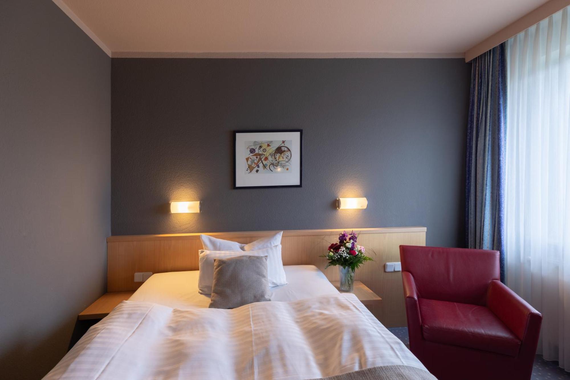 Garner Hotel Cottbus Sued By Ihg Exteriör bild