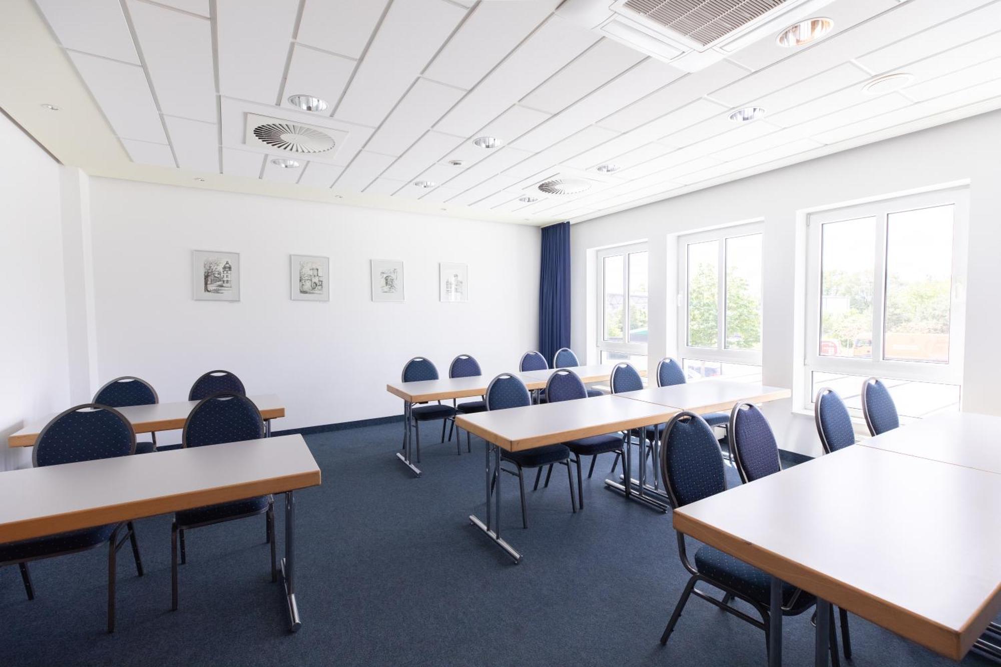Garner Hotel Cottbus Sued By Ihg Exteriör bild