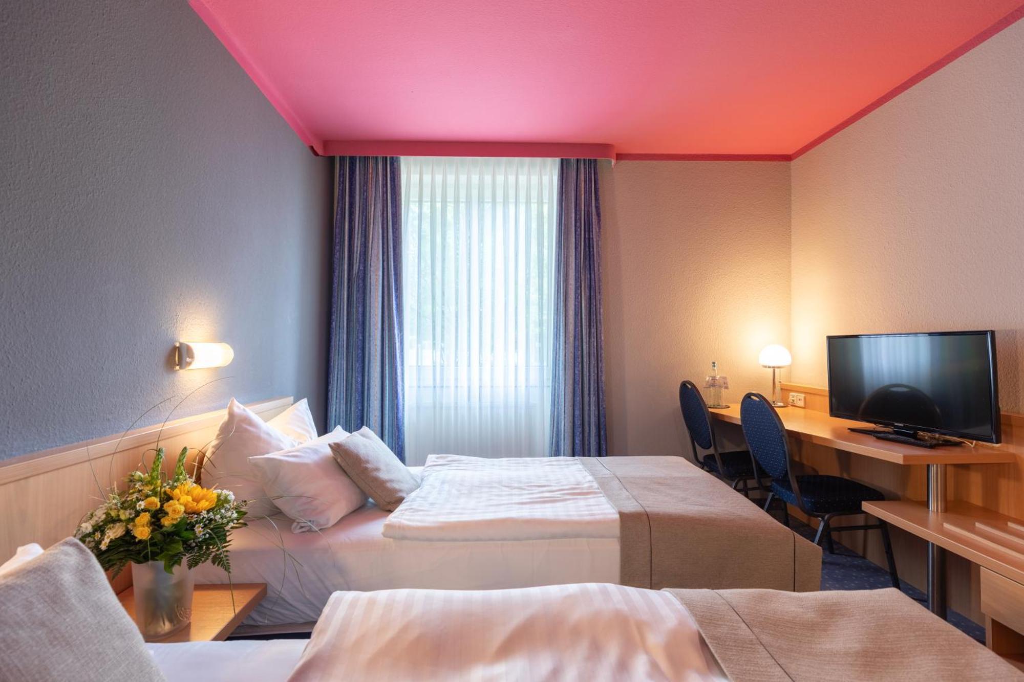 Garner Hotel Cottbus Sued By Ihg Exteriör bild