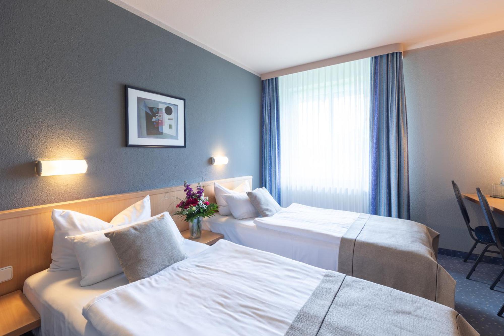 Garner Hotel Cottbus Sued By Ihg Exteriör bild