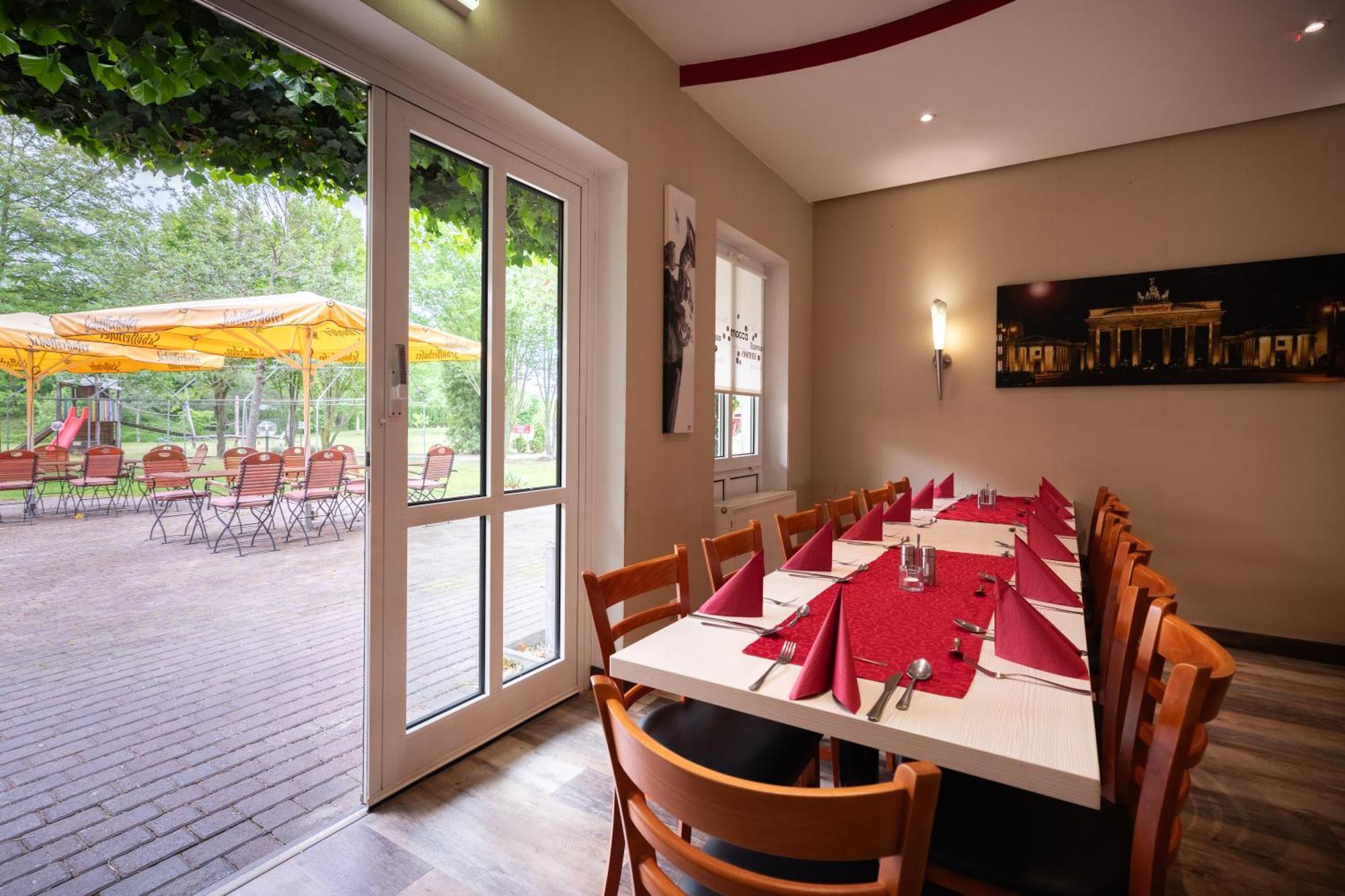 Garner Hotel Cottbus Sued By Ihg Exteriör bild
