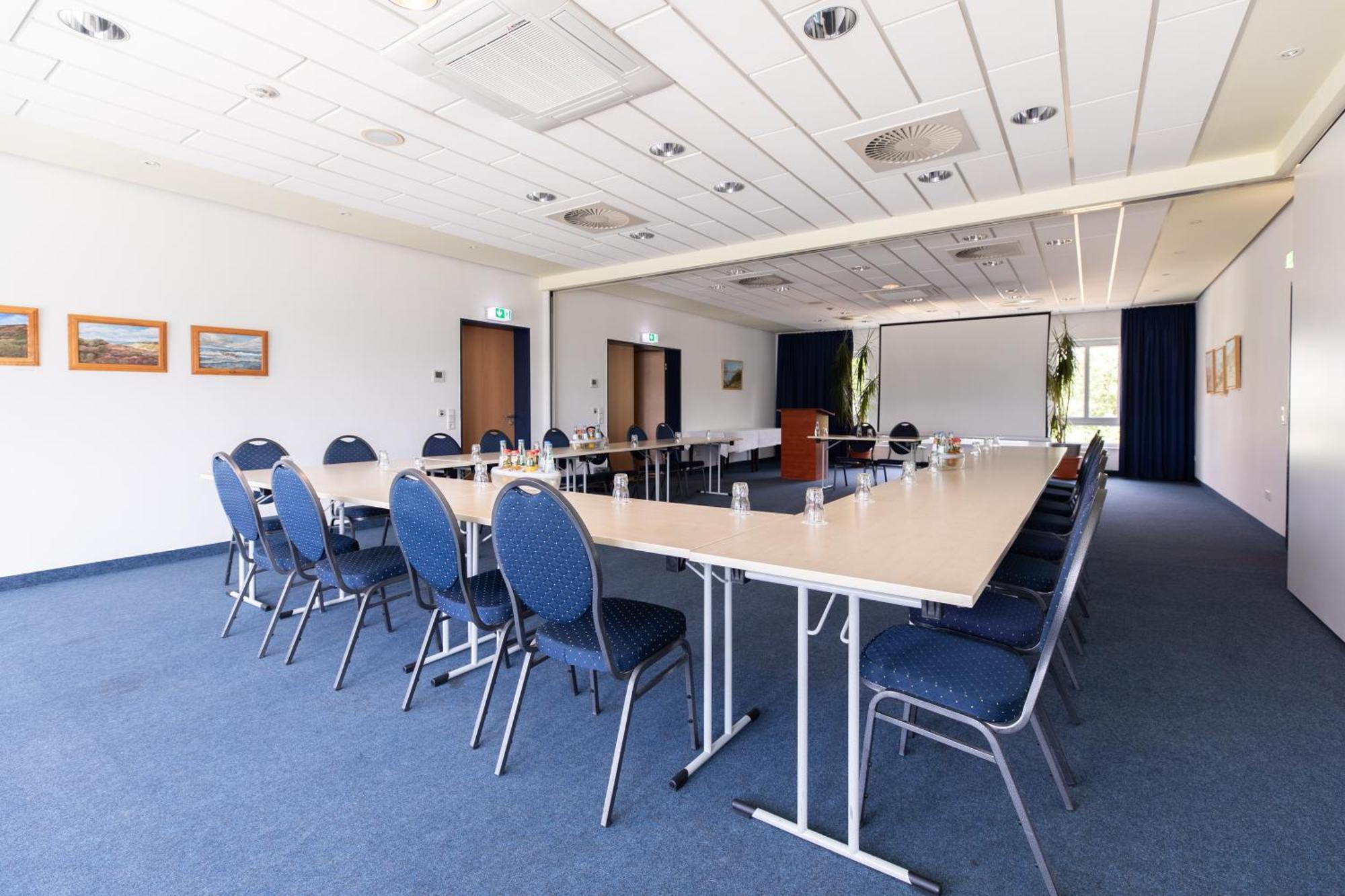 Garner Hotel Cottbus Sued By Ihg Exteriör bild